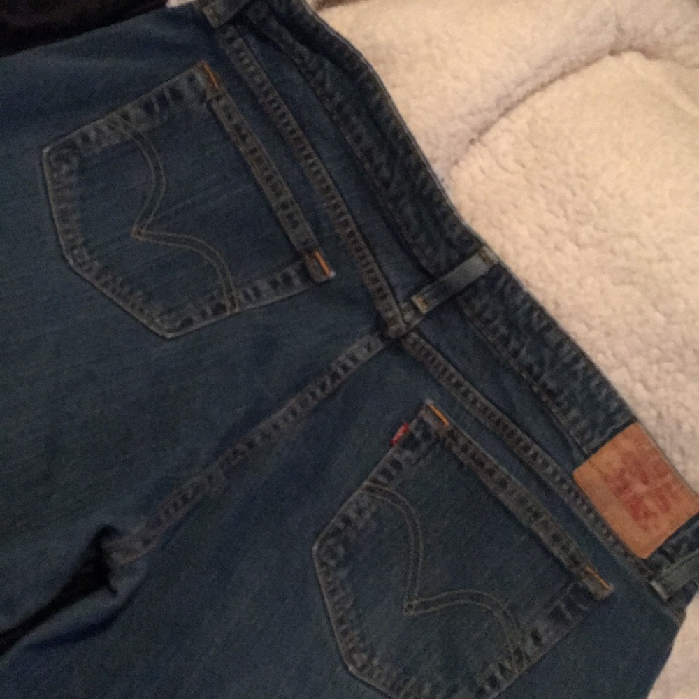 Levi’s low bootcut Jeans - Picture 7 of 7
